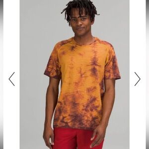 Lululemon Shirt Mens Metal Vent Tech Crew Neck Tie Dye Orange Red Yellow Medium